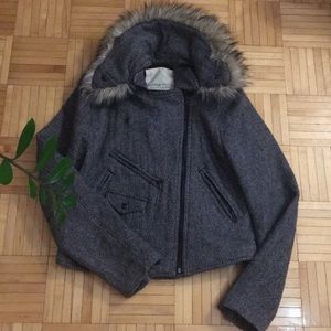 Ralph Lauren herringbone coat w. faux fur collar